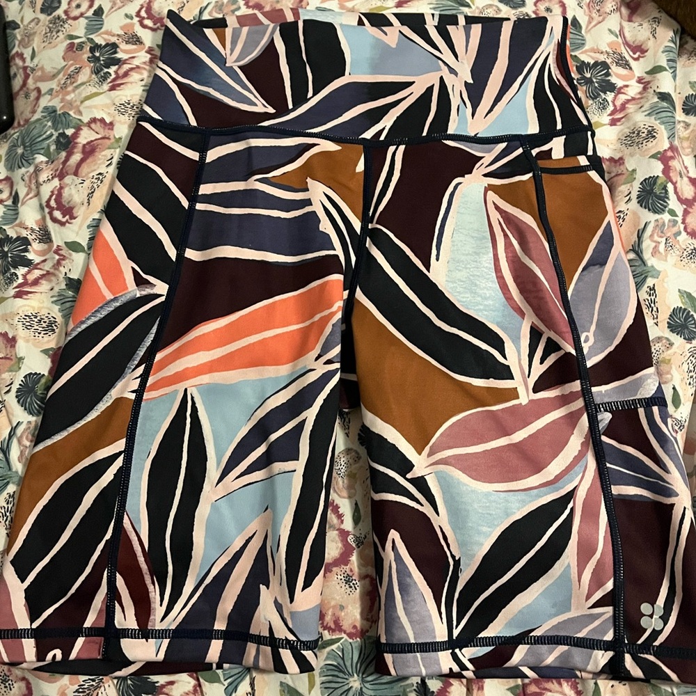 Sweaty Betty Multicolor Leaf-Print Bike Shorts